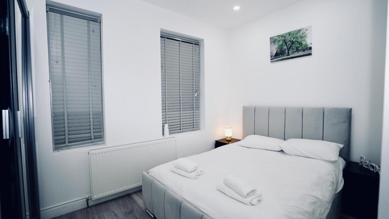 E2M Stays Lovely Apt Close To Ilford Station With Free Parking Kültér fotó